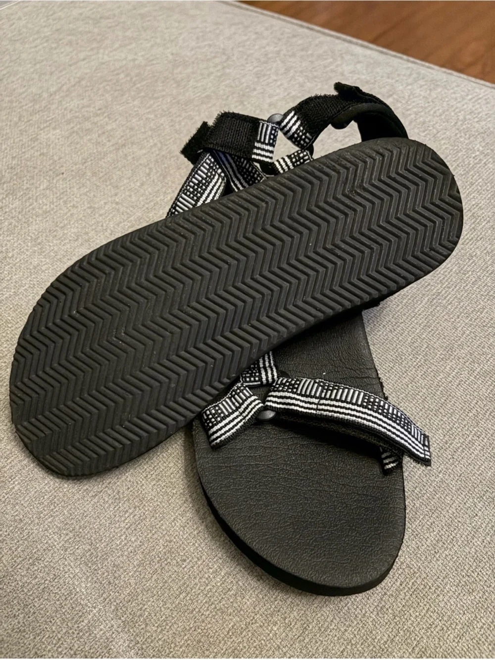 Bundle of Women’s Summer sports sandals - all size 9